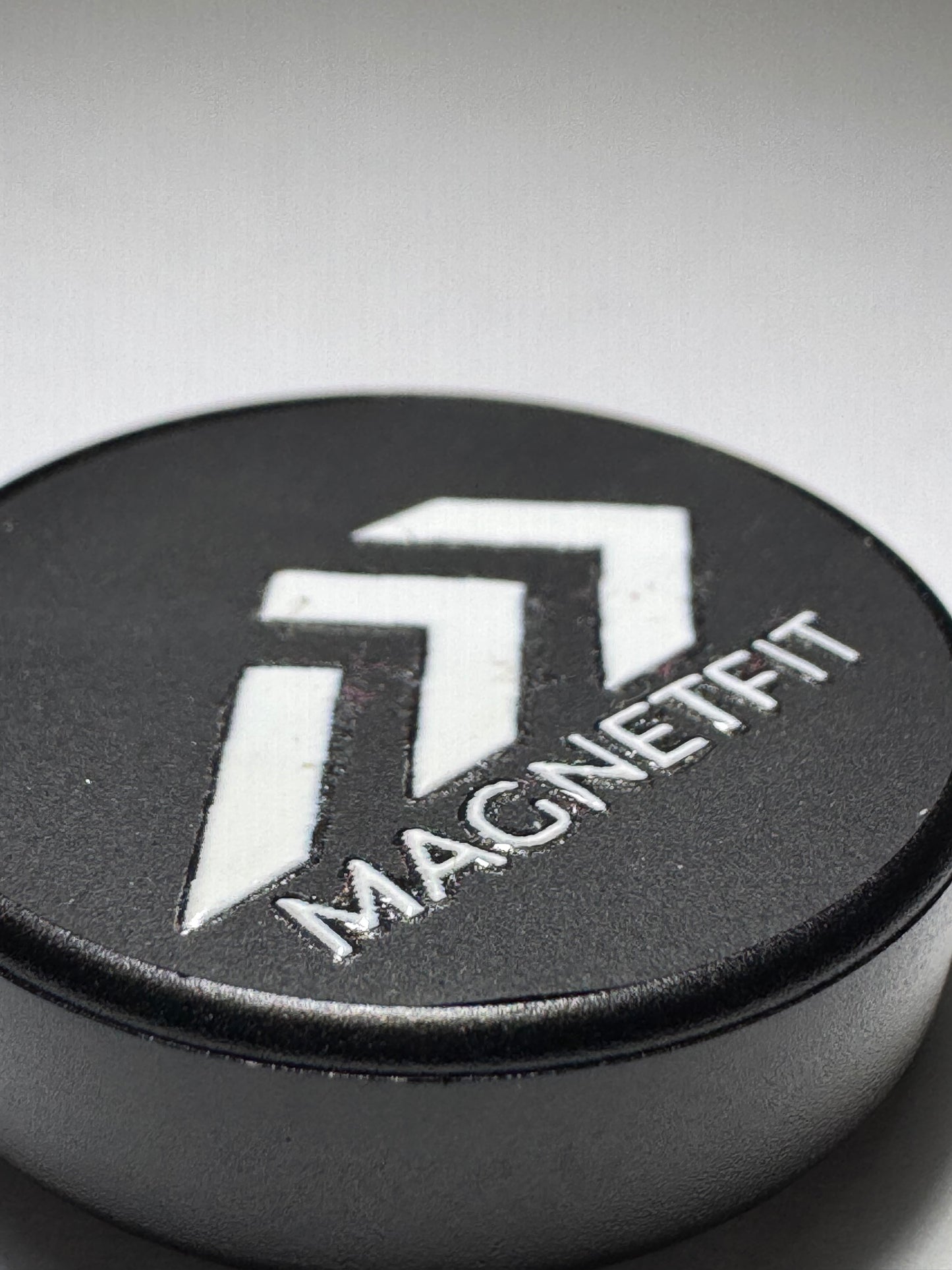 MagnetFit Towel